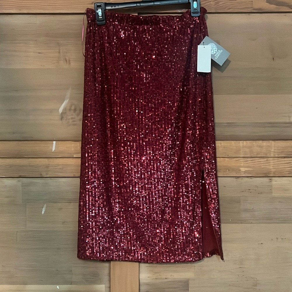 - Vincent Camuto wine sequin skirt